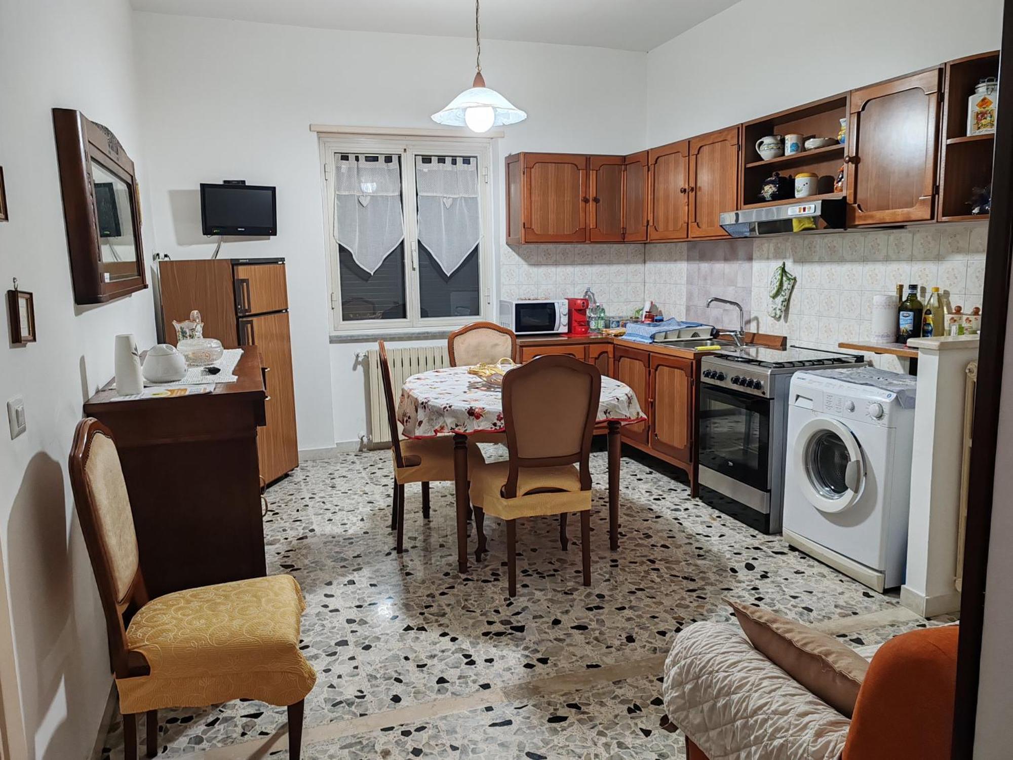 Alloggio Per Uso Turistico Sant'Andrea Lariano Buitenkant foto